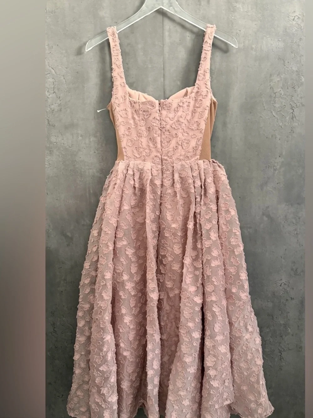 House of CB Dusty Rose Lace Midi Dress - Picture 2 of 5
